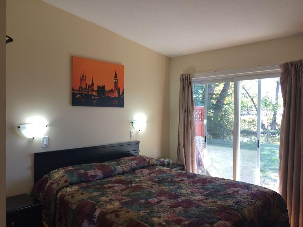 Johnny'S Motel Grand Forks Kültér fotó